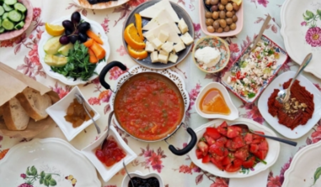 Picture for blog post Best Breakfast in Istanbul: A Feast for the Senses